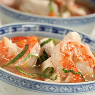 Thai food produced at culinary school UK